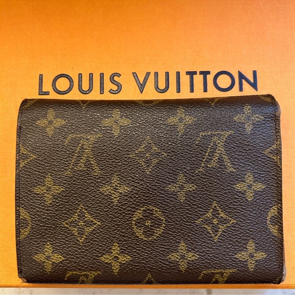 Louis Vuitton Monogram Port Tresor Etui Papie Wallet - Picture 3 of 13